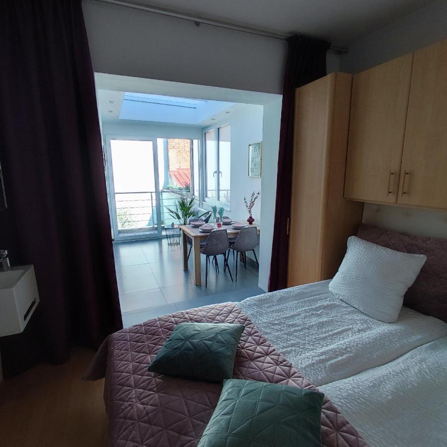Apartment Villa Ksenija Остенде Екстериор снимка