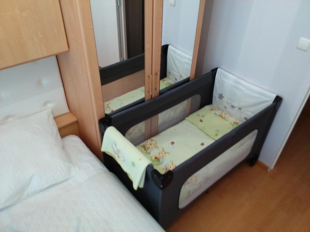 Apartment Villa Ksenija Остенде Стая снимка