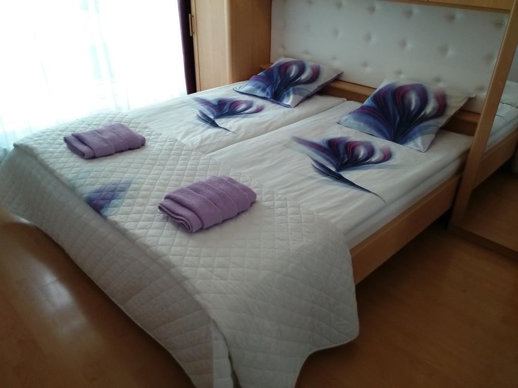 Apartment Villa Ksenija Остенде Стая снимка