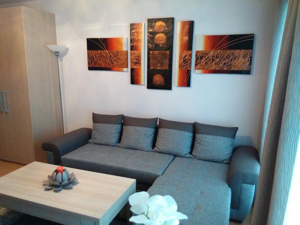 Apartment Villa Ksenija Остенде Стая снимка