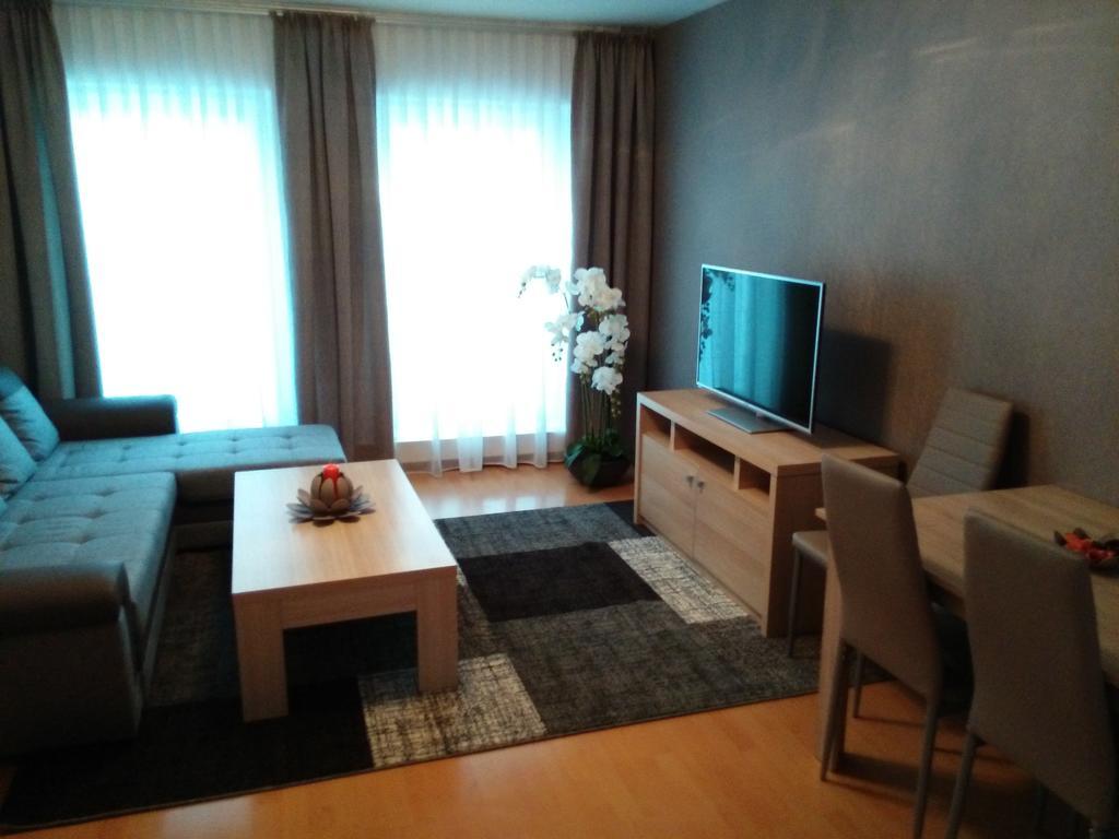 Apartment Villa Ksenija Остенде Стая снимка